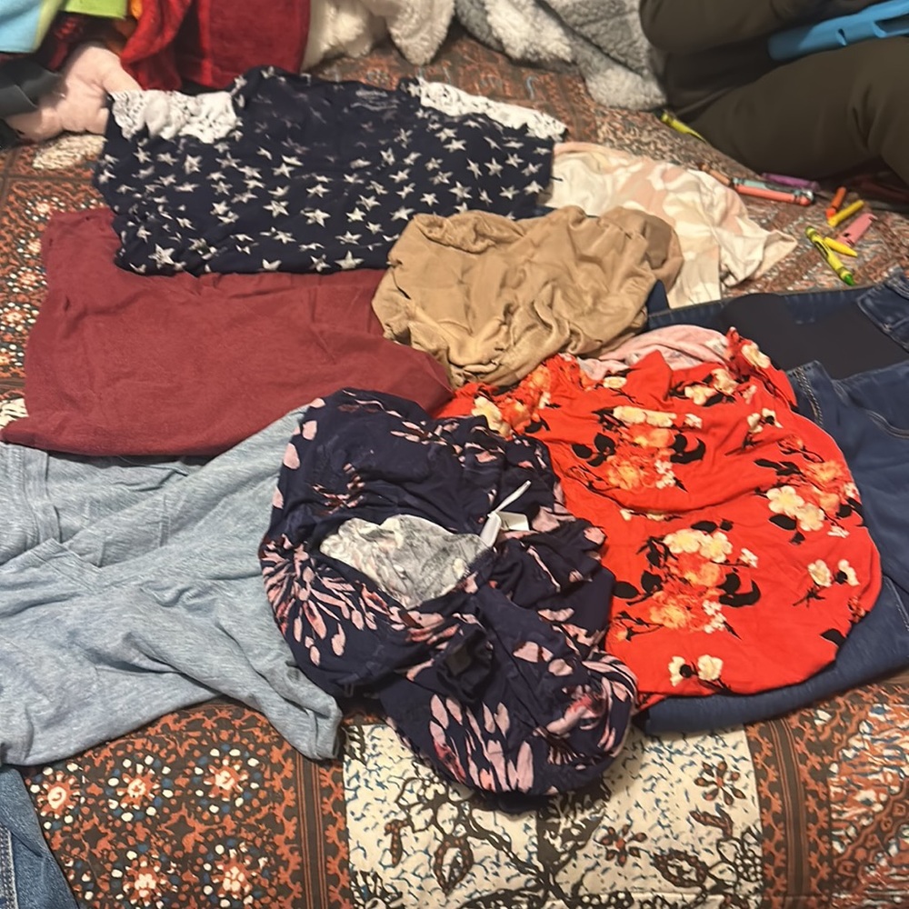 Maternity clothes